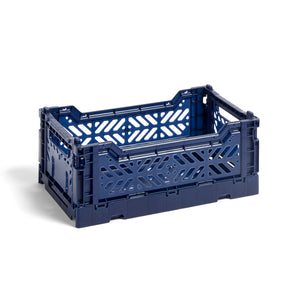 Caisse Crate S  Bleu Navy en plastique 100% recyclé.Pratique pour tout ranger. Ces caisses sont adapté pour les denrées alimentaires